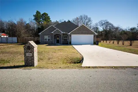 County Road 2466, MINEOLA, TX 75773