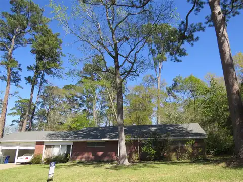 Avenue R, HUNTSVILLE, TX 77340