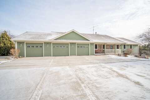 Ann, KEWASKUM, WI 53040