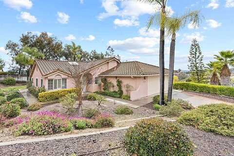 Leo, ESCONDIDO, CA 92026