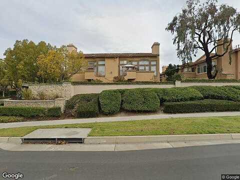 Rue De Valore, FOOTHILL RANCH, CA 92610
