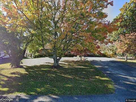 Crestview, RUSTBURG, VA 24588