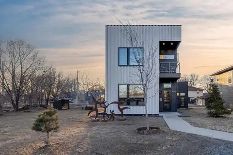 California, MINNEAPOLIS, MN 55413