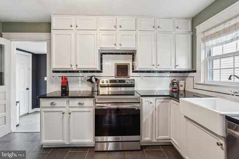 Bend Farm, FREDERICKSBURG, VA 22408