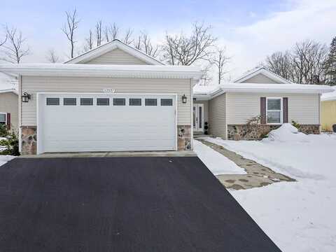 Villa, CONNEAUT LAKE, PA 16316