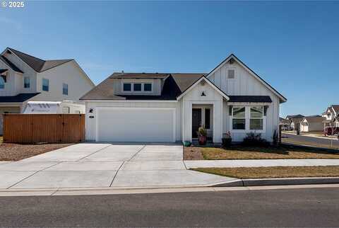 Willow Parkway, MADRAS, OR 97741