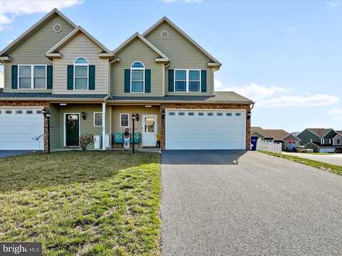 Sisters, WAYNESBORO, PA 17268