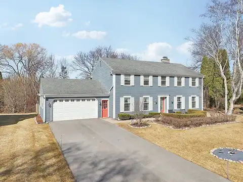 Versailles, MEQUON, WI 53092