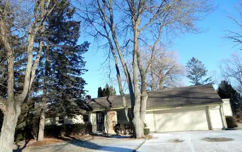 Sunnycrest, MEQUON, WI 53092