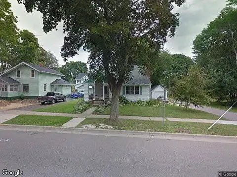 East, BARABOO, WI 53913
