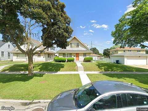 84Th, MILWAUKEE, WI 53225