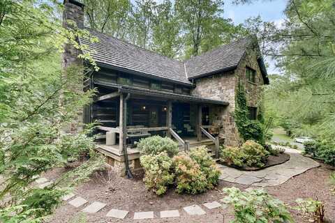 Shepherds, HOT SPRINGS, VA 24445