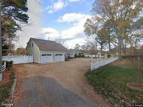 Larkspur, WEEMS, VA 22576