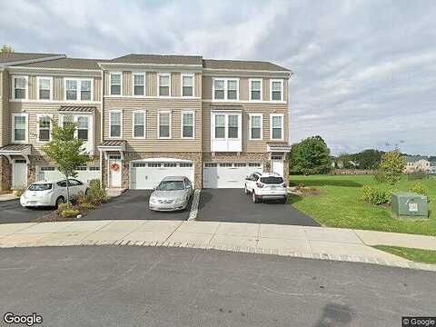 Lila, DOWNINGTOWN, PA 19335