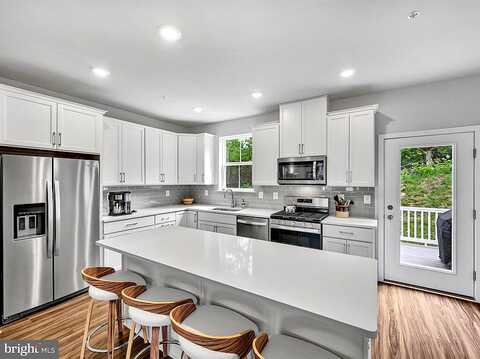 Four Leaf, DOWNINGTOWN, PA 19335