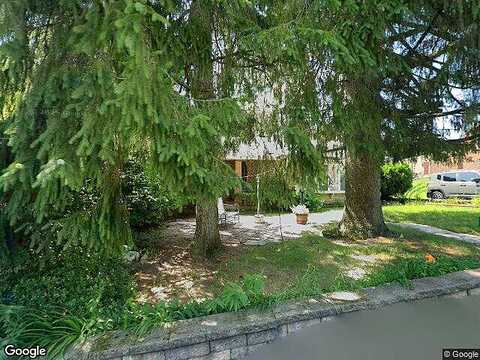 Lower, TAMAQUA, PA 18252