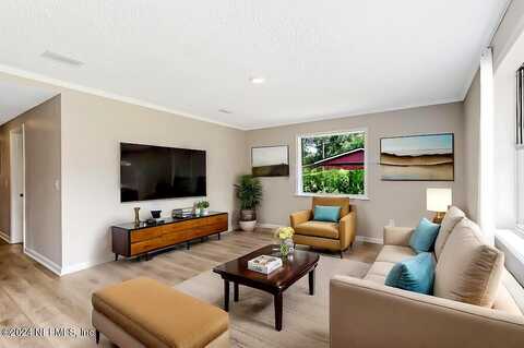 Suzanne, ORANGE PARK, FL 32073