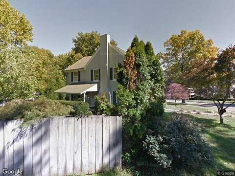 Maple, READING, PA 19607