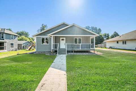 Spring, LUVERNE, MN 56156