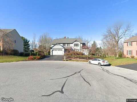 Fox Run, LEBANON, PA 17042