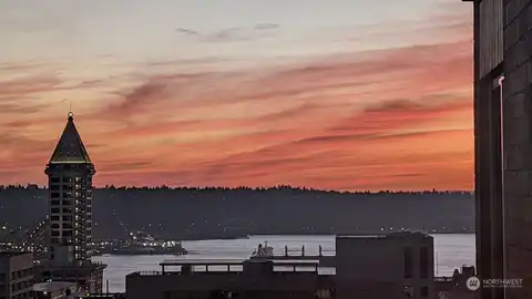 Cherry, SEATTLE, WA 98104