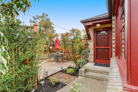 32Nd, SEATTLE, WA 98115