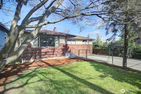 Charlestown, SEATTLE, WA 98116
