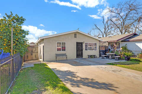 Summers, VISALIA, CA 93291