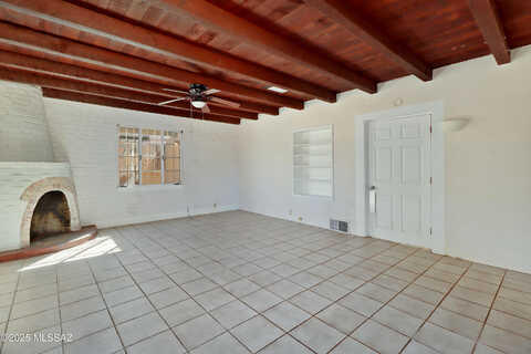 Fairmount, TUCSON, AZ 85716