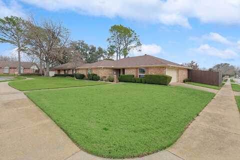 Meadow, BEDFORD, TX 76021