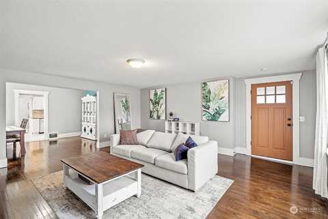 12Th, TACOMA, WA 98405