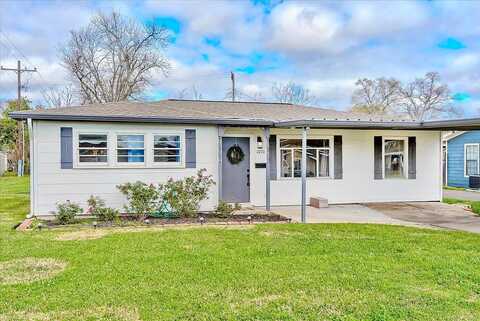 7Th, PORT NECHES, TX 77651