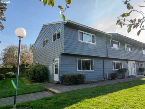 Hogan, GRESHAM, OR 97030
