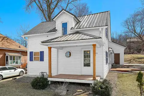 Commercial, VIOLA, WI 54664