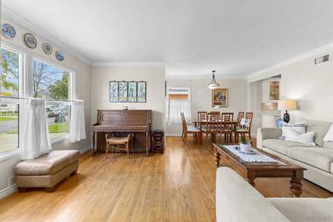 Duell, GLENDORA, CA 91740