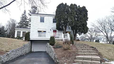 Bryant, SOUTH SAINT PAUL, MN 55075