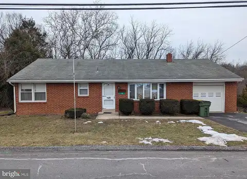 Oakshire, HUMMELSTOWN, PA 17036