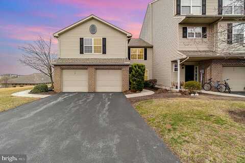Hawk, HUMMELSTOWN, PA 17036