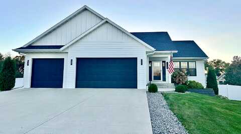 Village, DETROIT LAKES, MN 56501