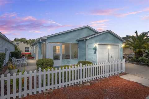 Dumas, LADY LAKE, FL 32159
