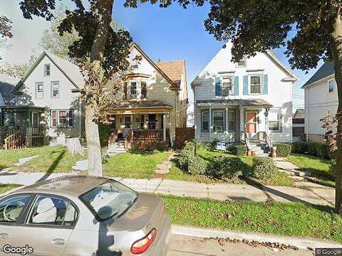 28Th, MILWAUKEE, WI 53215