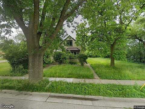 Crestwood, MILWAUKEE, WI 53209