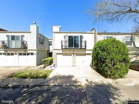 Townhouse, BELLAIRE, TX 77401