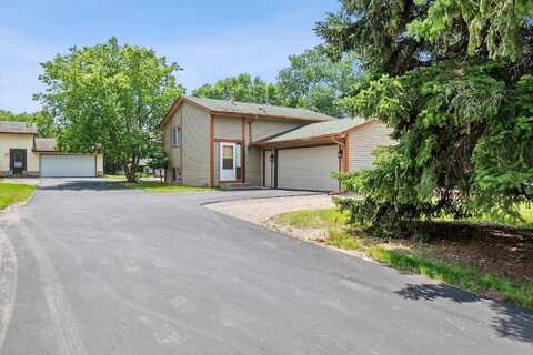 90Th, MAPLE GROVE, MN 55369
