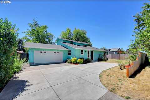 Lorella, EUGENE, OR 97401