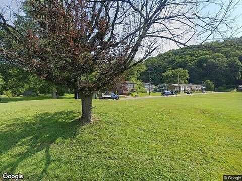Linden, GLENSHAW, PA 15116