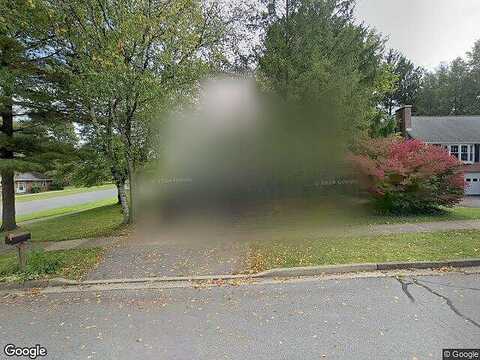 Marylyn, STATE COLLEGE, PA 16801