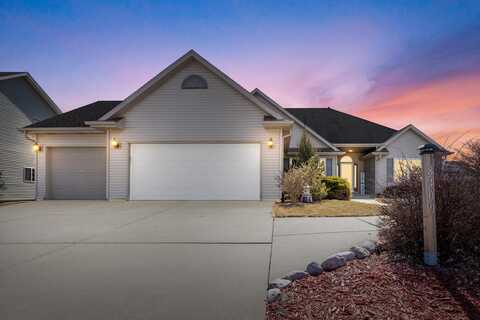 Queensbury, STURTEVANT, WI 53177
