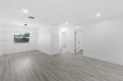 Charleston, HOLLYWOOD, FL 33024