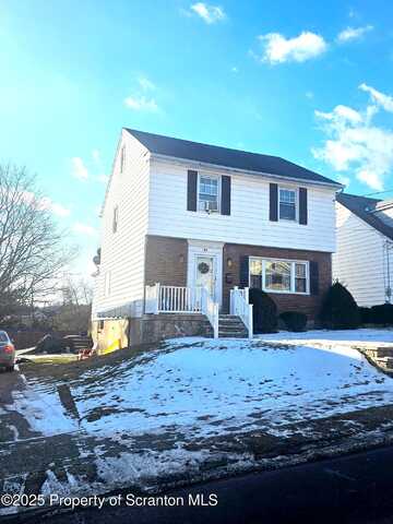 Jackson, KINGSTON, PA 18704